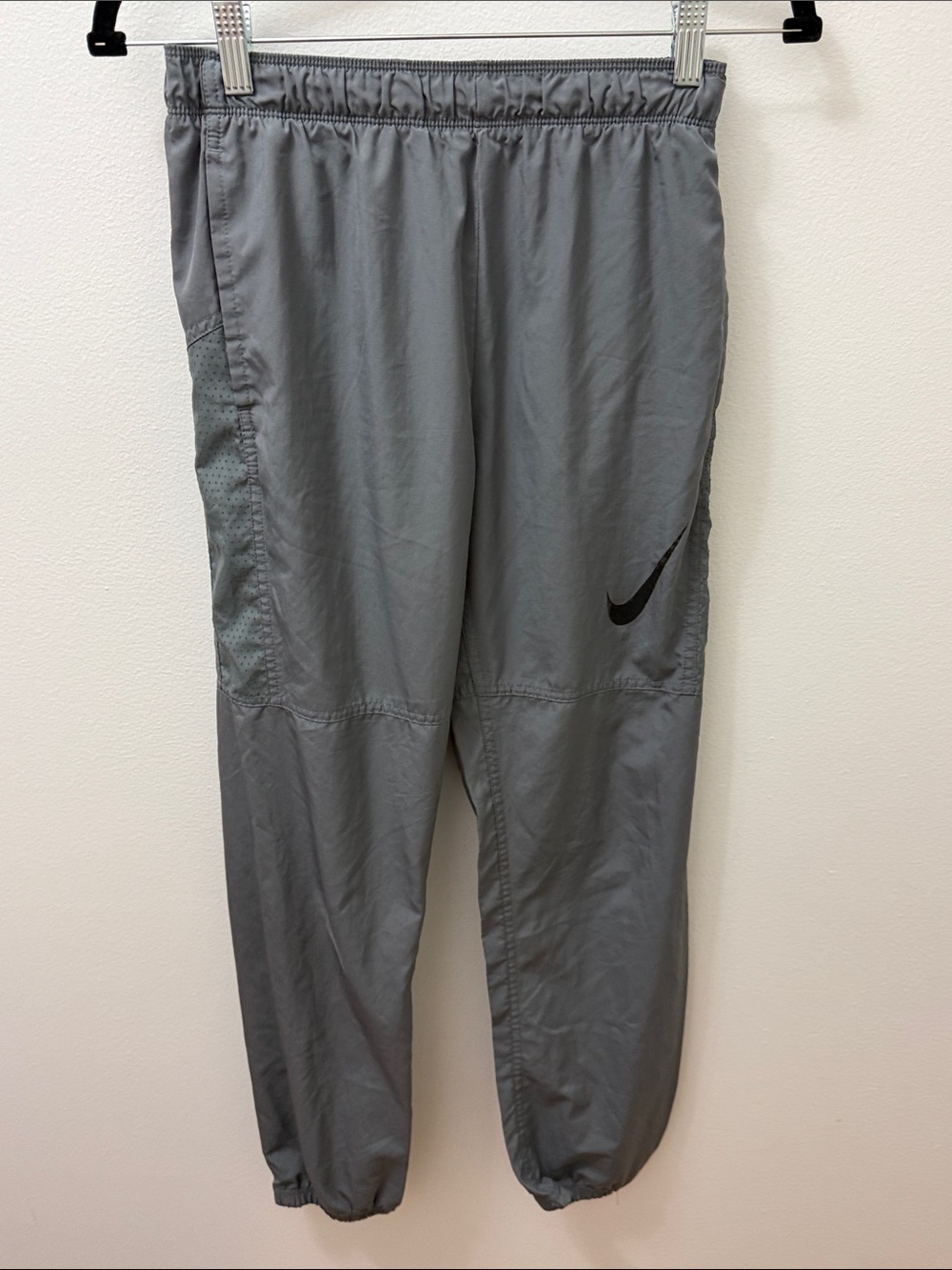Nike Boys Gray Lightweight Jogger Pants with Black Swoosh